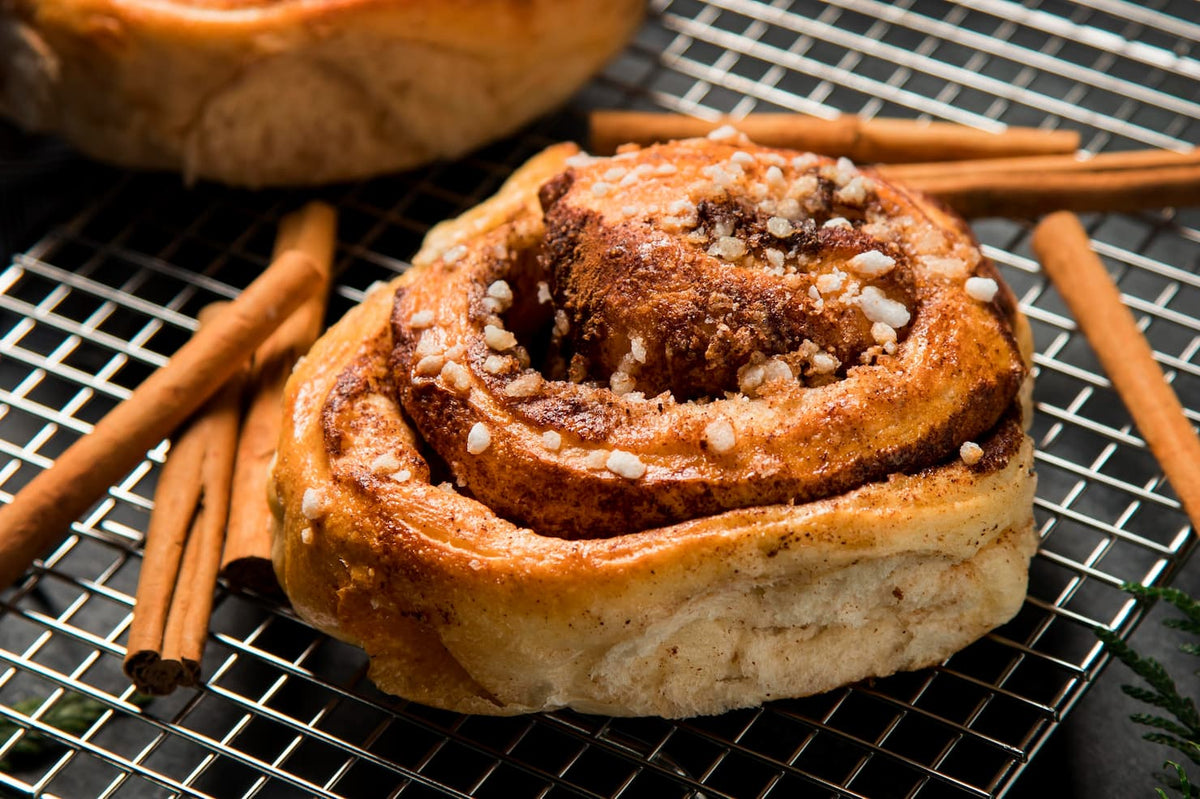 resep cinnamon roll croissant
