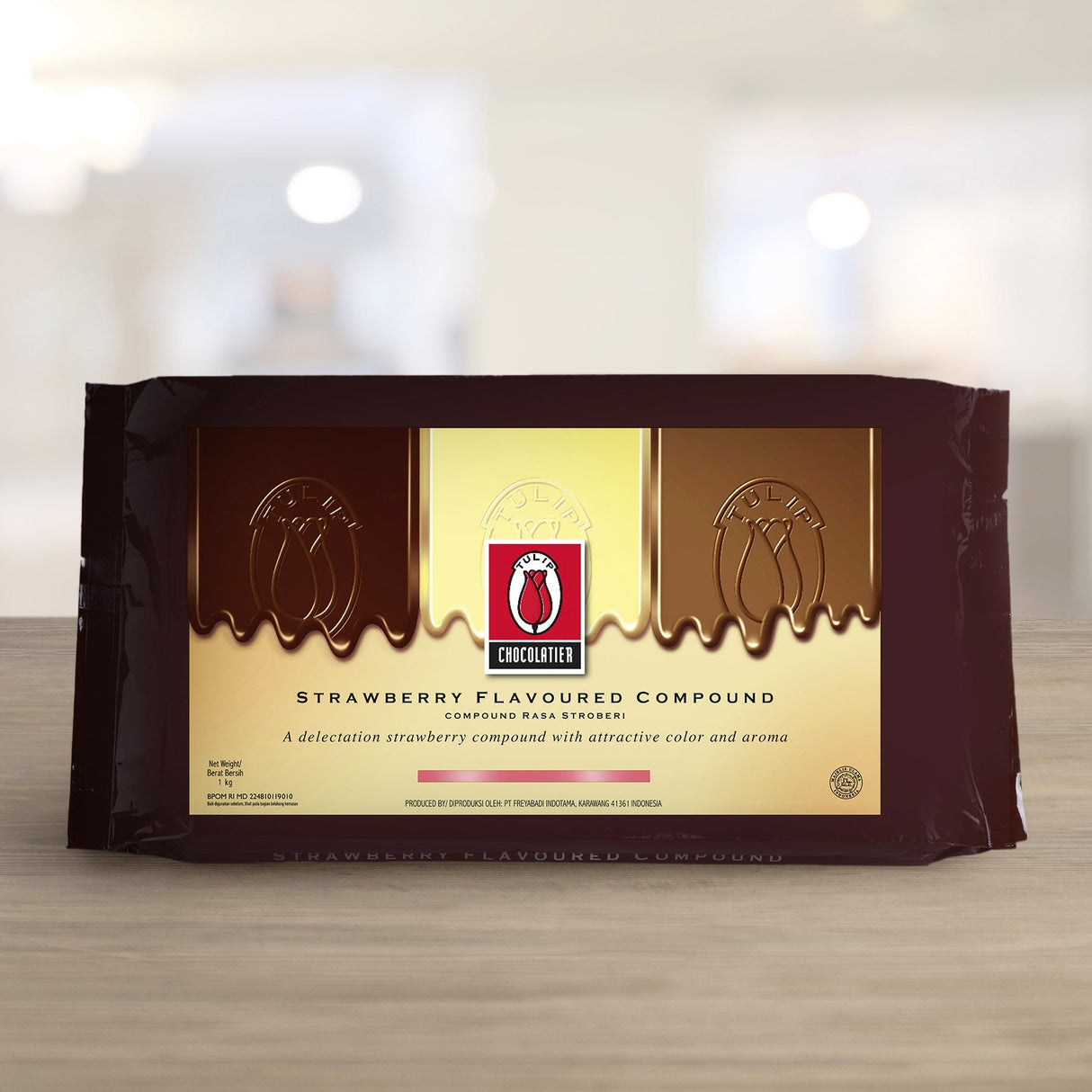 KioskCokelat.com - Tulip Chocolatier Compound Rasa Stroberi - 8994592322157 - 3