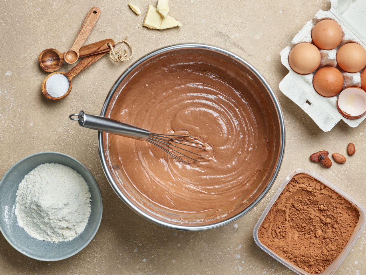 membuat kue cokelat