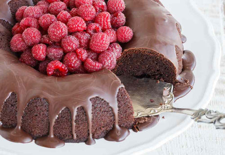 Apa Perbedaan Ganache dan Glaze untuk Dekorasi Kue?