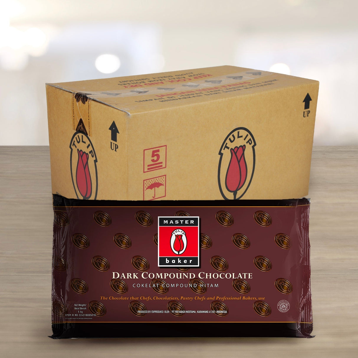 KioskCokelat.com - Tulip Master Baker Cokelat Compound Hitam - 8994592305600carton - 6
